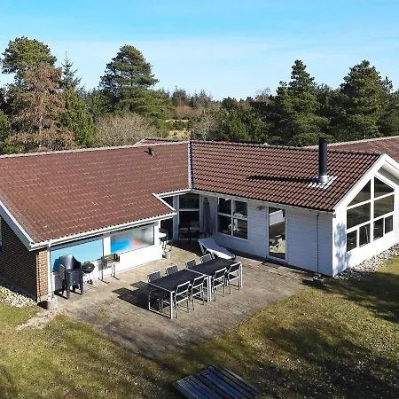 Five-bedroom Holiday In Blavand 23 別荘 ホ